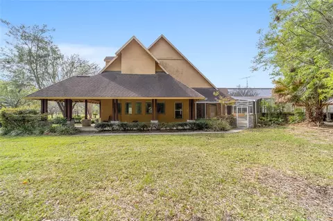 Exterior - 16638 N Highway 329, Reddick, FL 32686 photo 5 of 24