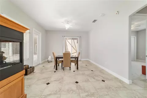 Dining - 2380 SE 73rd Loop, Ocala, FL 34480 photo 3 of 4