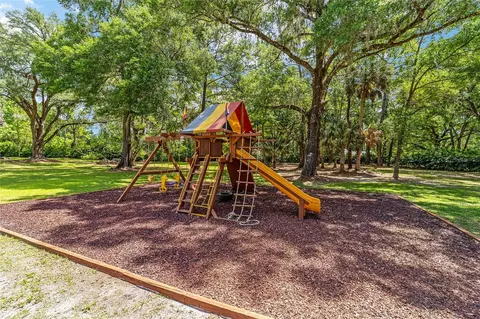 View/Area - 2380 SE 73rd Loop, Ocala, FL 34480 photo 4 of 6