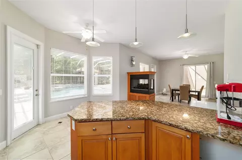 Kitchen - 2380 SE 73rd Loop, Ocala, FL 34480 photo 8 of 11