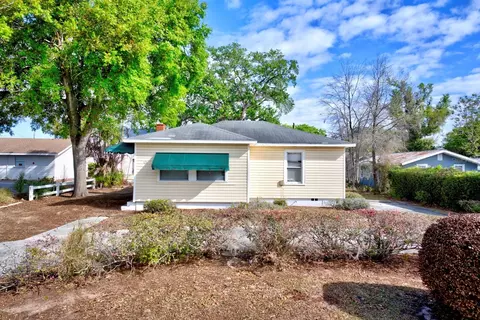 121 Bates Ave SE, Winter Haven, FL 33880