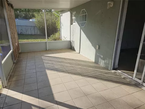 Exterior - 6925 Hemlock Rd, Ocala, FL 34472 photo 2 of 4