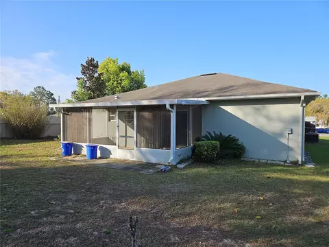 Exterior - 6925 Hemlock Rd, Ocala, FL 34472 photo 3 of 4