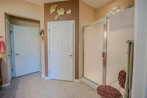 Bath - 9077 SW 70th Loop, Ocala, FL 34481 photo 6 of 6