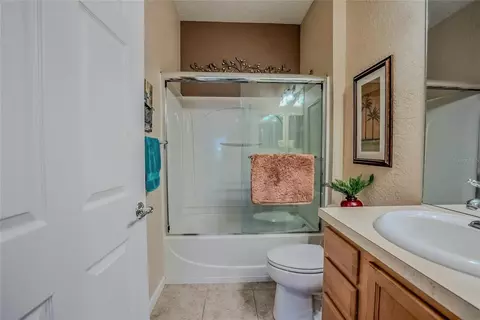Bath - 9077 SW 70th Loop, Ocala, FL 34481 photo 1 of 6