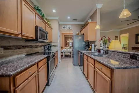 Kitchen - 9077 SW 70th Loop, Ocala, FL 34481 photo 1 of 2