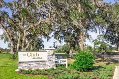 2201 NW 21st St, Ocala, FL 34475