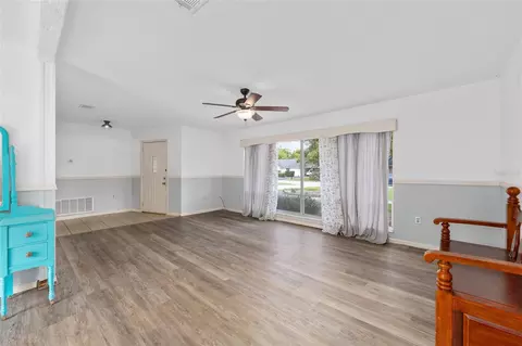 Living - 2130 NE 9th St, Ocala, FL 34470 photo 4 of 6