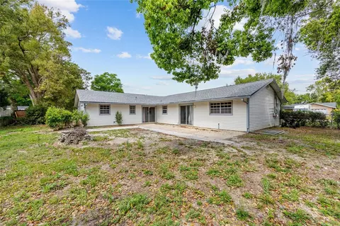 Exterior - 2130 NE 9th St, Ocala, FL 34470 photo 7 of 11