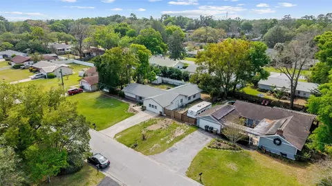 View/Area - 2130 NE 9th St, Ocala, FL 34470 photo 1 of 15