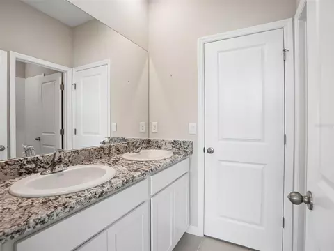 Bath - 4982 NW 39th Loop, Ocala, FL 34482 photo 6 of 7