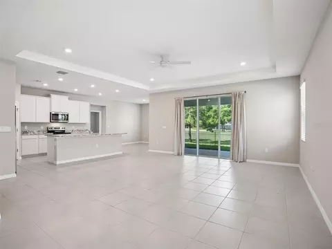 Living - 4982 NW 39th Loop, Ocala, FL 34482 photo 4 of 6