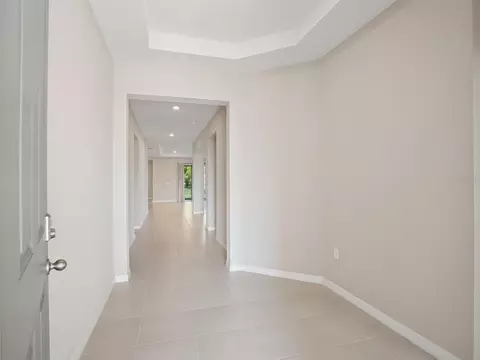 Entry Way - 4982 NW 39th Loop, Ocala, FL 34482 photo 1 of 1