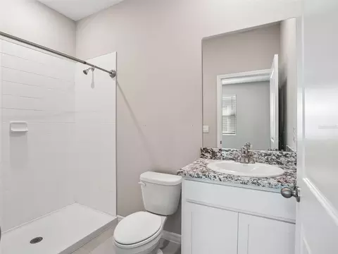 Bath - 4982 NW 39th Loop, Ocala, FL 34482 photo 5 of 7
