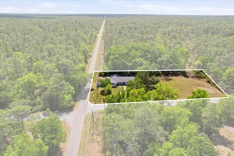 24576 NW Falcon Ave, Dunnellon, FL 34431
