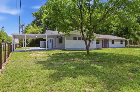 24576 NW Falcon Ave, Dunnellon, FL 34431