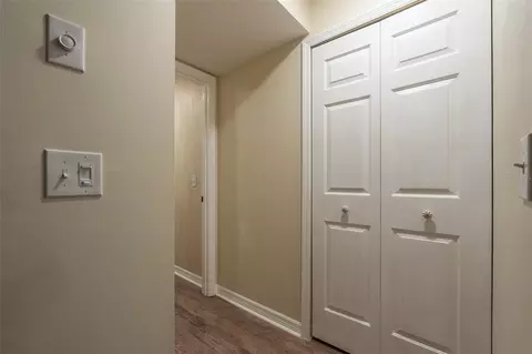 Entry Way - 1720 NE 38 Ave, Ocala, FL 34470 photo 2 of 4