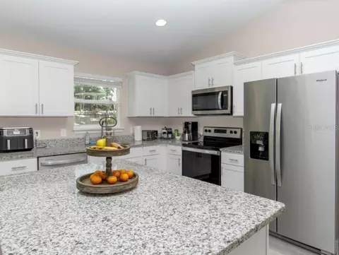 Kitchen - 14 Hemlock Loop Ct, Ocala, FL 34472 photo 1 of 3