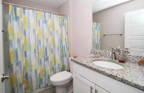 Bath - 14 Hemlock Loop Ct, Ocala, FL 34472 photo 1 of 4