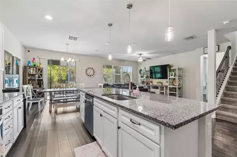 Kitchen - 7604 Pool Compass Loop, Wesley Chapel, FL 33545 photo 7 of 8