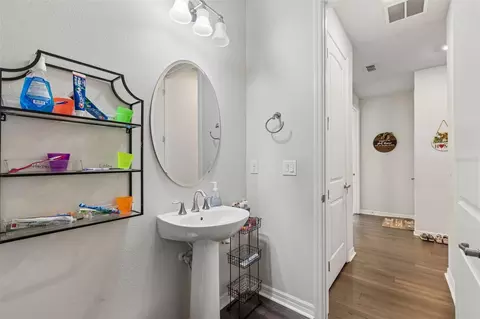 Entry Way - 7604 Pool Compass Loop, Wesley Chapel, FL 33545 photo 6 of 11