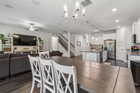 Dining - 7604 Pool Compass Loop, Wesley Chapel, FL 33545 photo 3 of 4