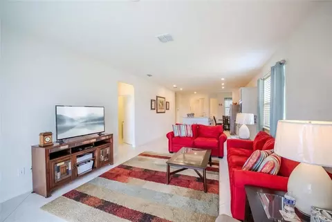 Living - 9740 SW 63rd Loop, Ocala, FL 34481 photo 3 of 7