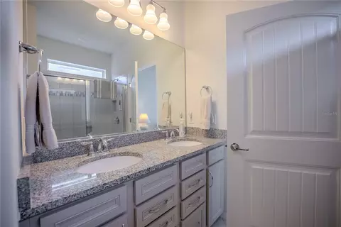 Bath - 9740 SW 63rd Loop, Ocala, FL 34481 photo 3 of 4