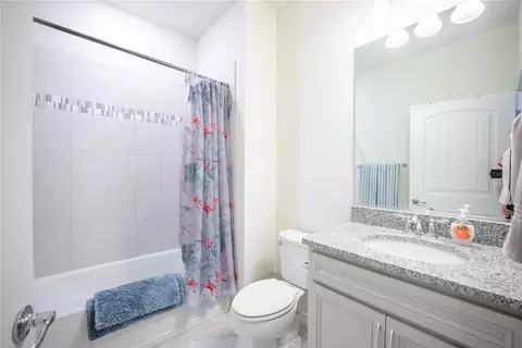 Bath - 9740 SW 63rd Loop, Ocala, FL 34481 photo 1 of 4