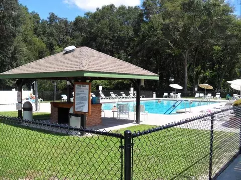 Exterior - 11087 SW 77th Ct, Ocala, FL 34476 photo 8 of 9