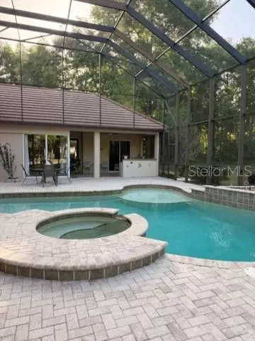 Exterior - 678 SE 47th Loop, Ocala, FL 34480 photo 9 of 13