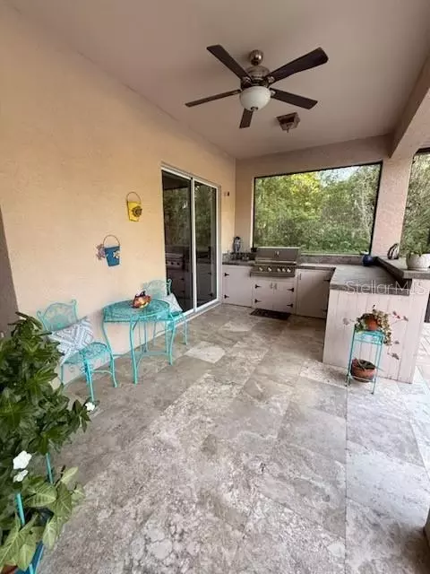 Exterior - 678 SE 47th Loop, Ocala, FL 34480 photo 6 of 13