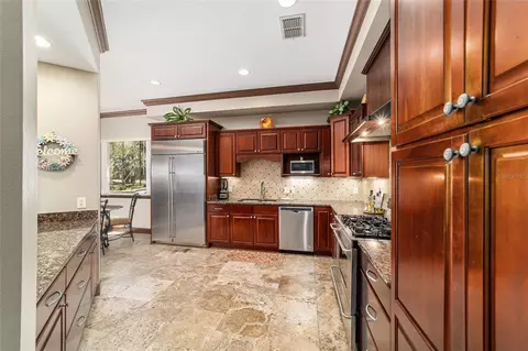 Kitchen - 678 SE 47th Loop, Ocala, FL 34480 photo 2 of 5