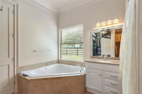 Bath - 14650 NW 160th Ave, Williston, FL 32696 photo 2 of 4