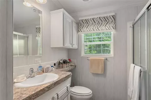 Bath - 14650 NW 160th Ave, Williston, FL 32696 photo 4 of 4