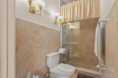 Bath - 14650 NW 160th Ave, Williston, FL 32696 photo 3 of 4