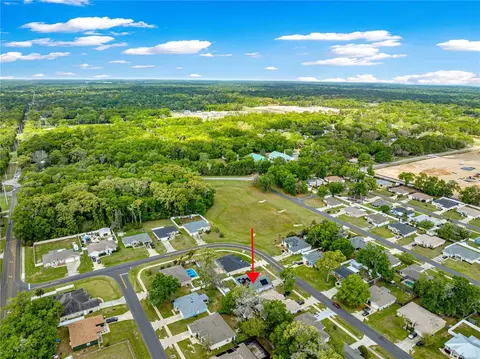 View/Area - 2644 NE 25th St, Ocala, FL 34470 photo 6 of 8