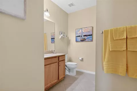 Bath - 9996 SW 88th Loop, Ocala, FL 34481 photo 3 of 4