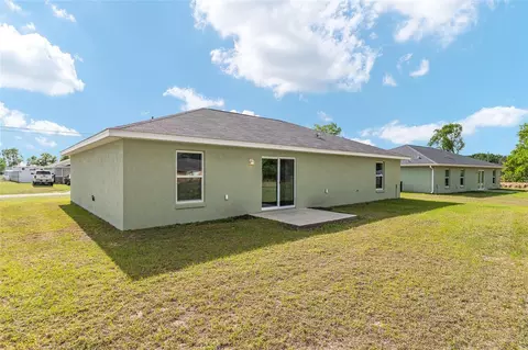 Exterior - 22 Juniper Loop Cir, Ocala, FL 34480 photo 9 of 11