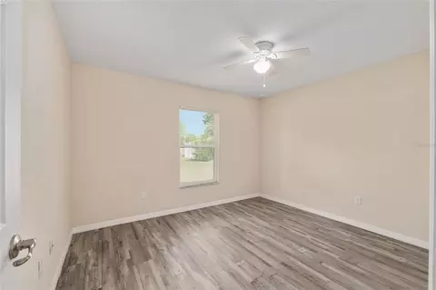 Bedroom - 22 Juniper Loop Cir, Ocala, FL 34480 photo 3 of 6