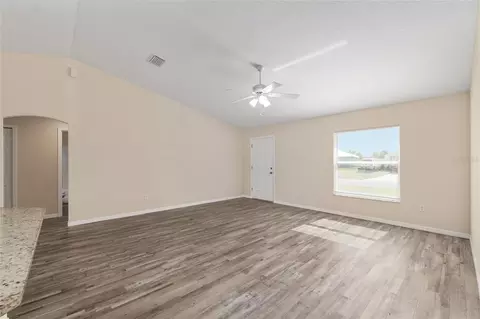Living - 22 Juniper Loop Cir, Ocala, FL 34480 photo 4 of 10