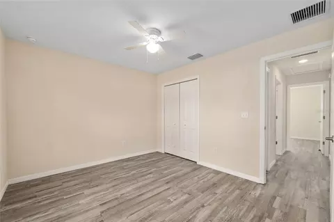 Bedroom - 22 Juniper Loop Cir, Ocala, FL 34480 photo 4 of 6