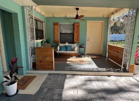 Exterior - 2131 NE 3rd St, Ocala, FL 34470 photo 6 of 13
