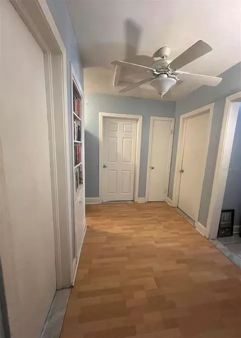 Entry Way - 2131 NE 3rd St, Ocala, FL 34470 photo 2 of 3