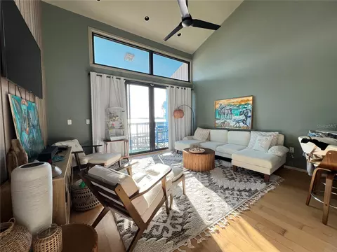 850 3rd St #2, Cedar Key, FL 32625