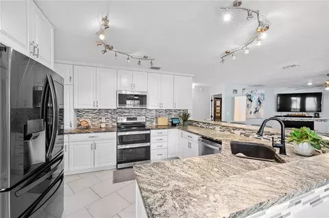 Kitchen - 1623 SE 29th Ter, Ocala, FL 34471 photo 1 of 5