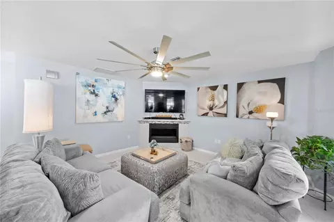 Living - 1623 SE 29th Ter, Ocala, FL 34471 photo 1 of 4