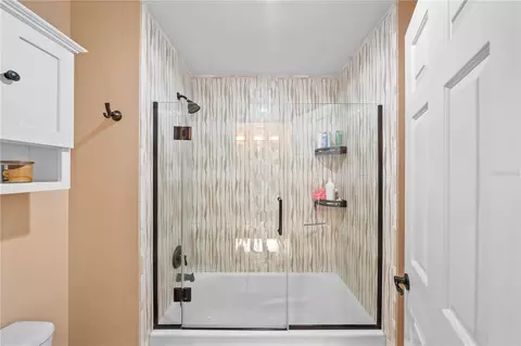 Bath - 1623 SE 29th Ter, Ocala, FL 34471 photo 5 of 9