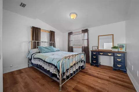 Bedroom - 12451 NE 20th St, Williston, FL 32696 photo 2 of 8