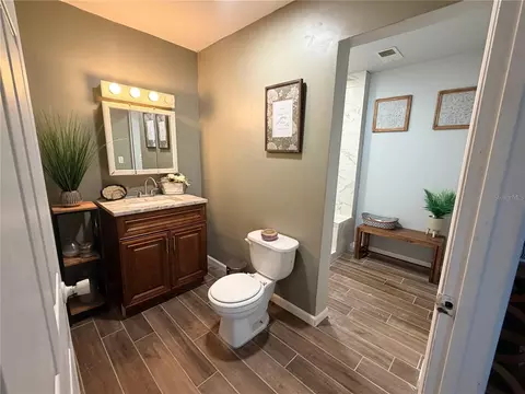 Bath - 12451 NE 20th St, Williston, FL 32696 photo 5 of 10